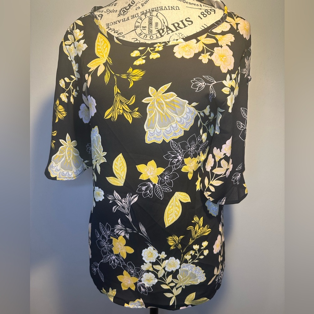 LOFT Yellow and White Floral 3/4 Sleeve Blouse
